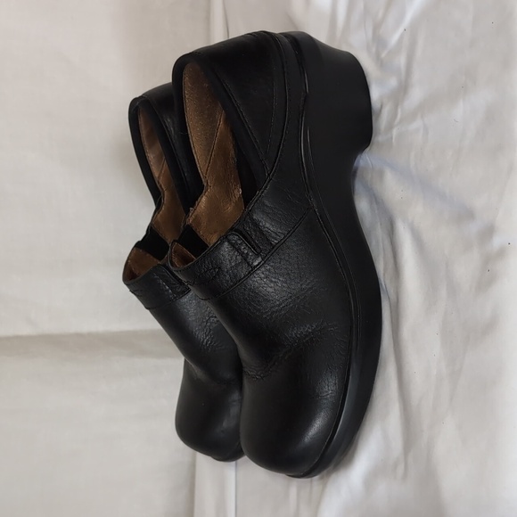 Ariat Santa Cruz Black Leather Work Comfort Slip On Clogs Size 9 - Picture 2 of 6